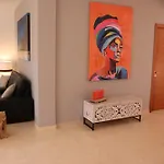 Avec Piscine Privée Chauffée Toute L'année