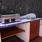 Avec Piscine Privée Chauffée Toute L'année