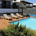 Avec Piscine Privée Chauffée Toute L'année * Playa Blanca (Lanzarote)