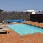 Avec Piscine Privee Chauffee Toute L'annee *