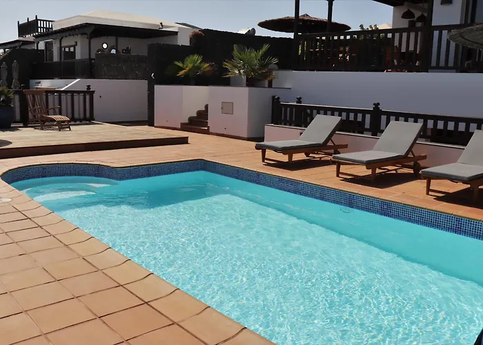 Avec Piscine Privee Chauffee Toute L'annee *