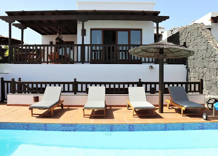 Avec Piscine Privee Chauffee Toute L'annee