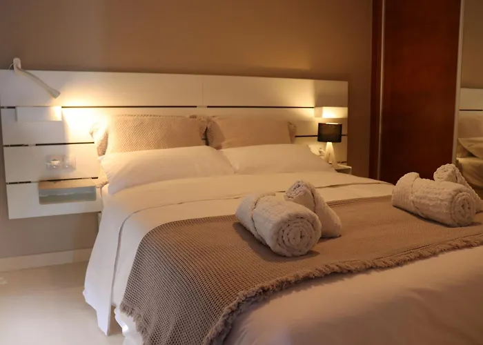 Avec Piscine Privée Chauffée Toute L'année Villa *